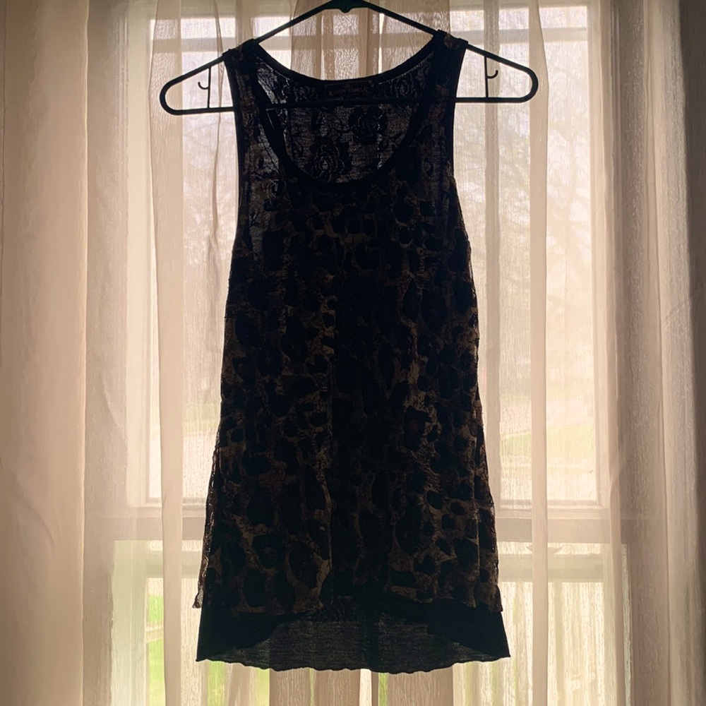 Almost Famous brand tank - preowned in Size Small
